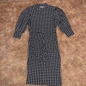 Women’s houndstooth dress